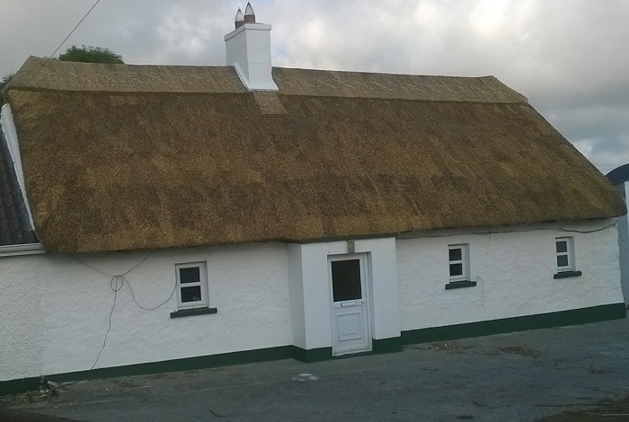 Traditional Thatched Cottages of Ireland