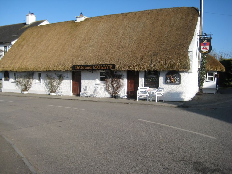 Thatched Pub in Ireland